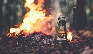 Preview wallpaper bonfire, lamp, camping, blur