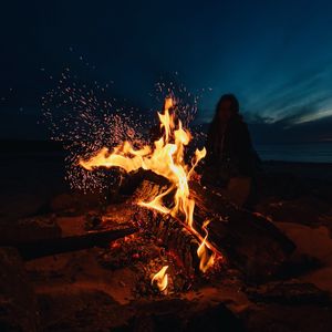 Preview wallpaper bonfire, logs, fire, night, dark