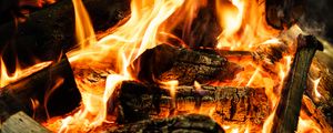 Preview wallpaper bonfire, logs, fire, flame, twilight, dark