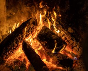 Preview wallpaper bonfire, logs, flame, fire, dark