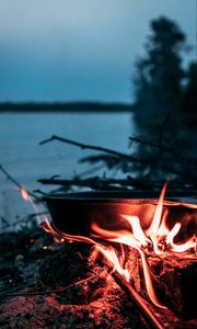 Preview wallpaper bonfire, pan, fire, camping