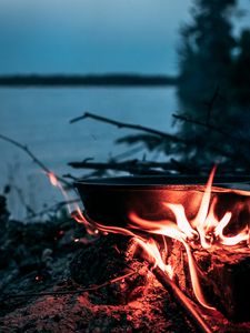 Preview wallpaper bonfire, pan, fire, camping