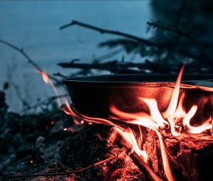 Preview wallpaper bonfire, pan, fire, camping