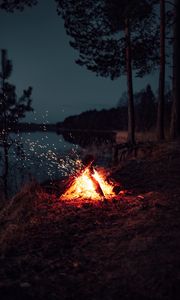 Preview wallpaper bonfire, sparks, night, camping