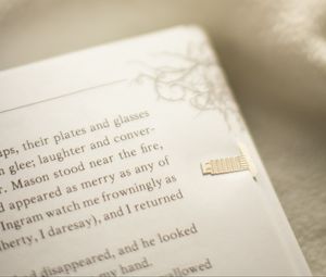 Preview wallpaper book, light coloured, letters, words