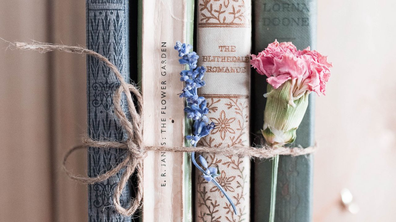 Wallpaper books, flowers, rope