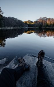 Preview wallpaper boots, legs, lake, reflection