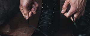 Preview wallpaper boots, shoes, shoelaces, hands, style