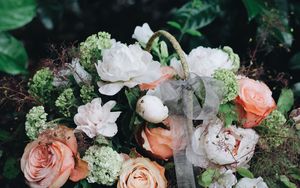 Preview wallpaper bouquet, basket, flowers, composition