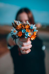 Preview wallpaper bouquet, flowers, hand, girl