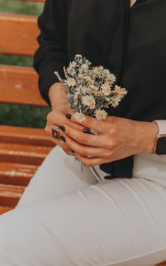 Preview wallpaper bouquet, flowers, hands, ring, girl