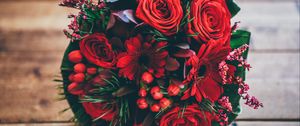 Preview wallpaper bouquet, flowers, roses, red, composition