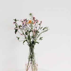 Preview wallpaper bouquet, flowers, vase, composition, aesthetics