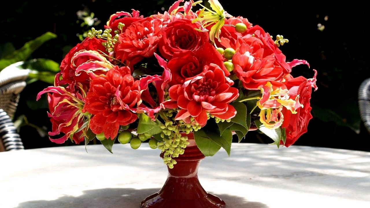 Wallpaper bouquet, flowers, vase