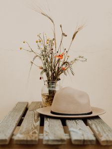 Preview wallpaper bouquet, hat, flowers, spikelets, daisies, poppies