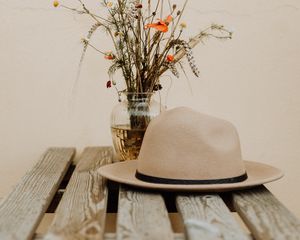 Preview wallpaper bouquet, hat, flowers, spikelets, daisies, poppies