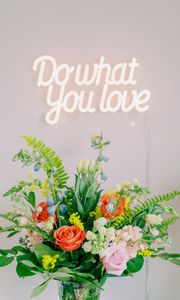 Preview wallpaper bouquet, love, flowers, inscription, neon