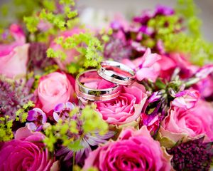 Preview wallpaper bouquet, rings, wedding, roses