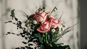 Preview wallpaper bouquet, roses, pink, flowers, vase