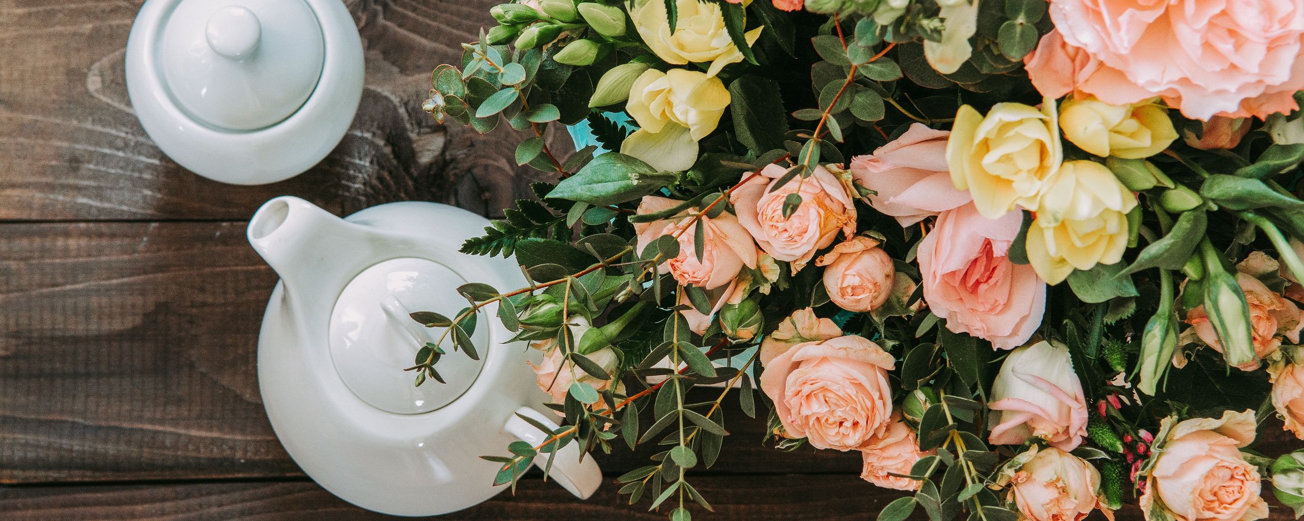 2560x1024 Wallpaper bouquet, tea, tea party
