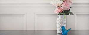 Preview wallpaper bouquet, vase, flowers