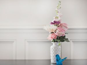 Preview wallpaper bouquet, vase, flowers