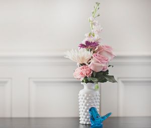 Preview wallpaper bouquet, vase, flowers