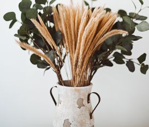 Preview wallpaper bouquet, vase, spikelets, branches, composition