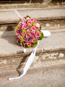 Preview wallpaper bouquet, wedding, stairs