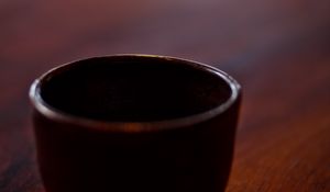 Preview wallpaper bowl, table, shadow, blur