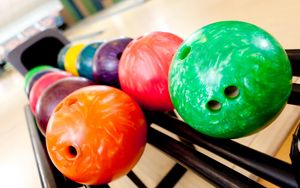 Preview wallpaper bowling, balls, rack