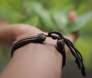 Preview wallpaper bracelet, hand, thread