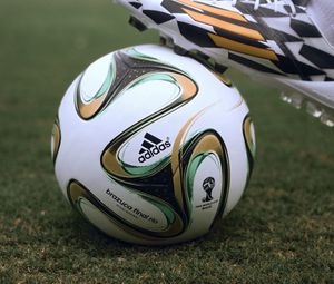 Preview wallpaper brazuka, ball, football, football boots