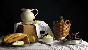 Preview wallpaper bread, grapes, table, still life