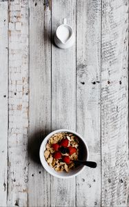 Preview wallpaper breakfast, cereals, berries, milk, table