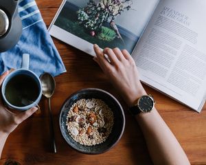 Preview wallpaper breakfast, oats, tea, magazine