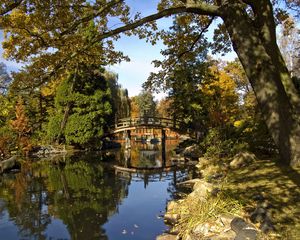 Preview wallpaper bridge, arch, pond, trees, coast, stones, shadows