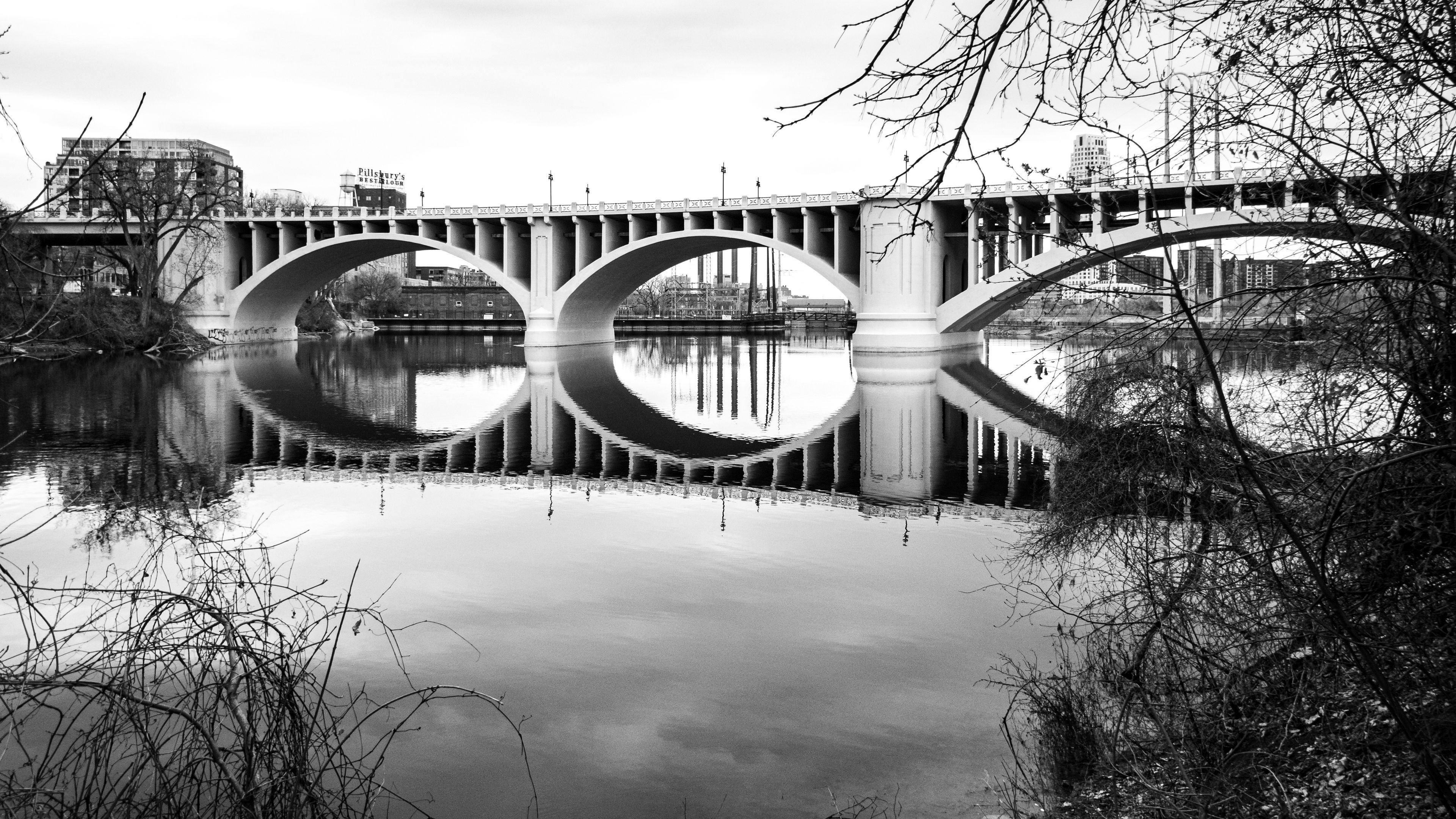 3840x2160 Wallpaper bridge, architecture, river, trees, bw