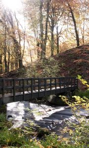 Preview wallpaper bridge, autumn, wood, sun, gleam, river