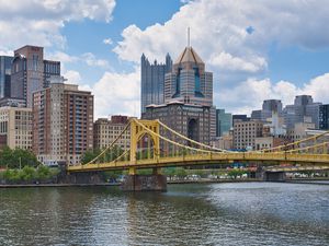 Preview wallpaper bridge, buildings, architecture, river, city, clouds