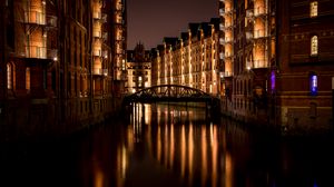 Preview wallpaper bridge, buildings, lights, night, water, reflection