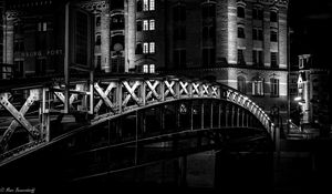 Preview wallpaper bridge, buildings, windows, light, night, black and white