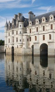 Preview wallpaper bridge, castle, attractions, river, reflection