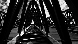 Preview wallpaper bridge, construction, sun, black and white