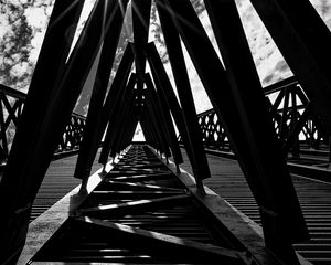 Preview wallpaper bridge, construction, sun, black and white