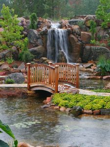 Preview wallpaper bridge, falls, garden, rain, path