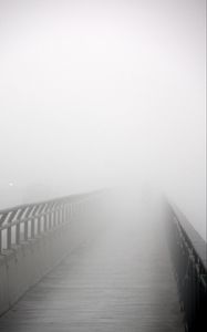 Preview wallpaper bridge, fog, bw