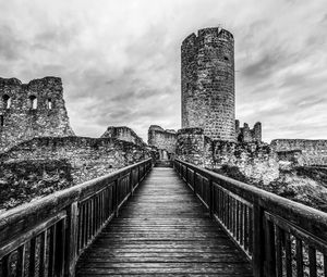 Preview wallpaper bridge, fortress, ruins, black and white