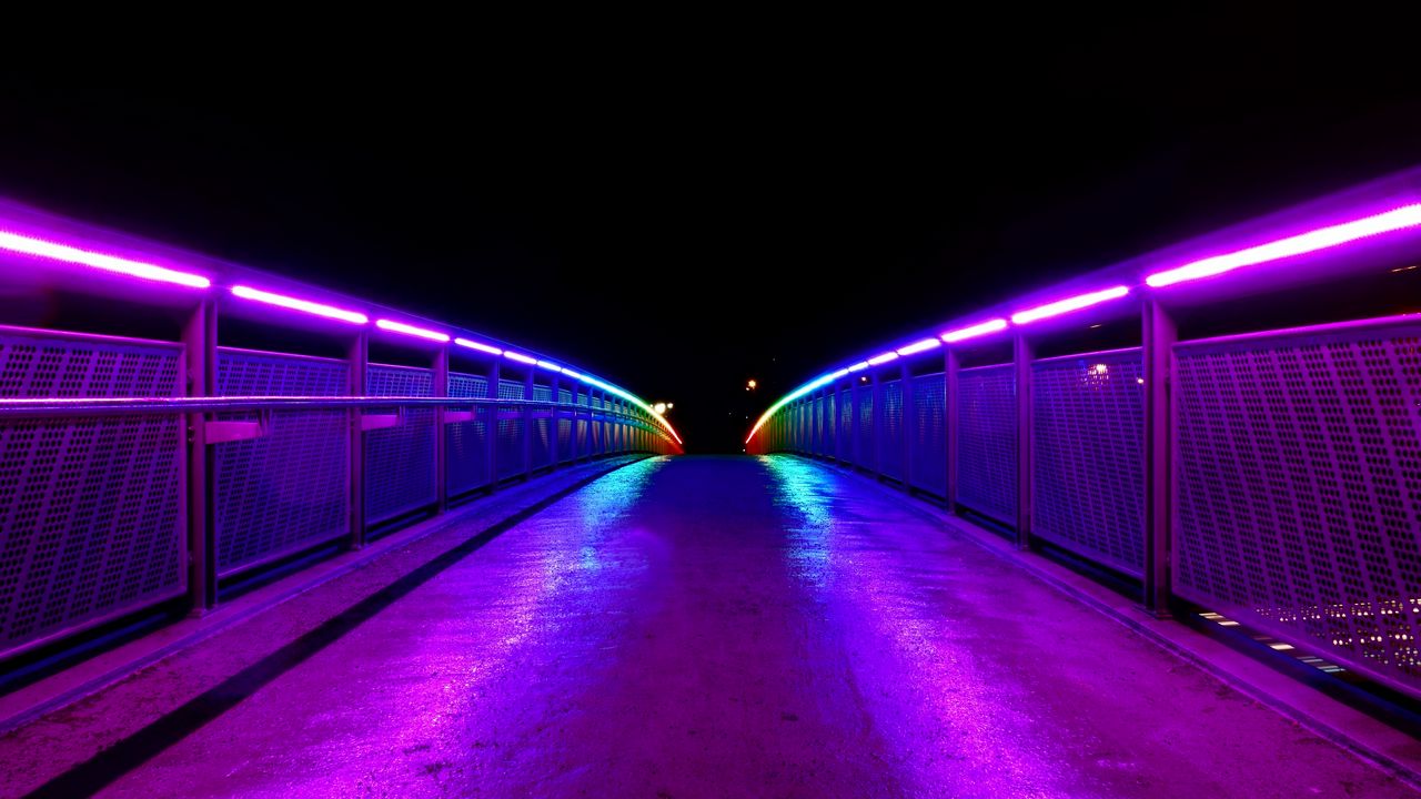 Wallpaper bridge, lights, railings, road