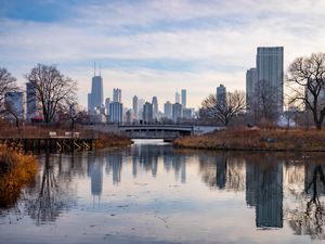 Preview wallpaper bridge, pond, city, reflection, chicago, usa